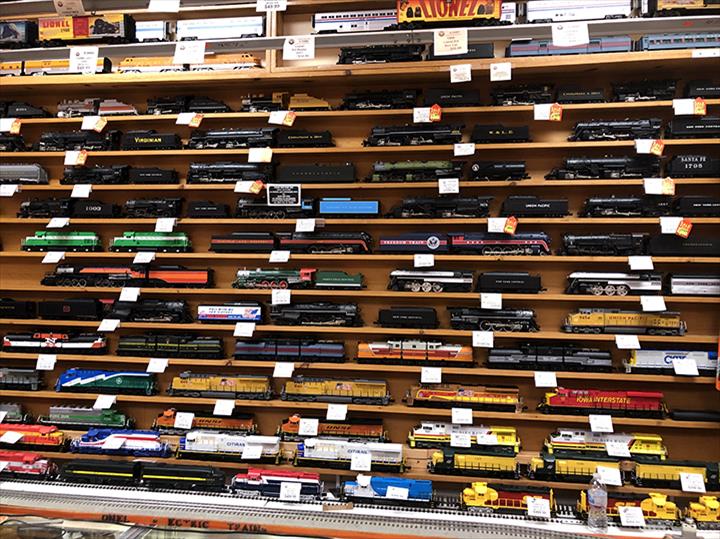 America's Best Train, Toy & Hobby Shop - Itasca, IL - Slider 25